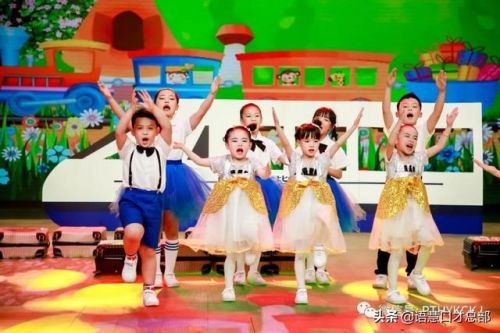 小学生话剧剧本大全(小学生话剧剧本5人)-第1张图片-