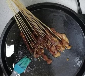 ​电饼铛能烤羊肉串吗,美味电饼铛烤羊肉串怎么做好吃又简单做