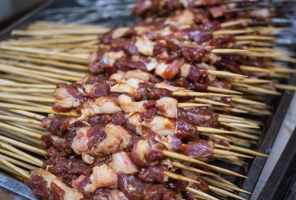 电饼铛能烤羊肉串吗,美味电饼铛烤羊肉串怎么做好吃又简单做图6