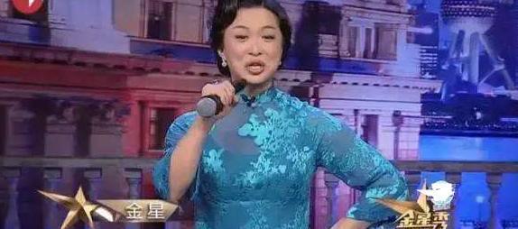 萨顶顶因假唱人气低落，与老公相识一个小时闪婚，如今恩爱依旧